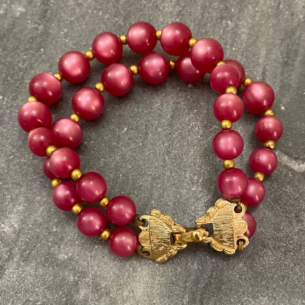 Vintage Monet Pink Moon Glow Beaded Bracelet